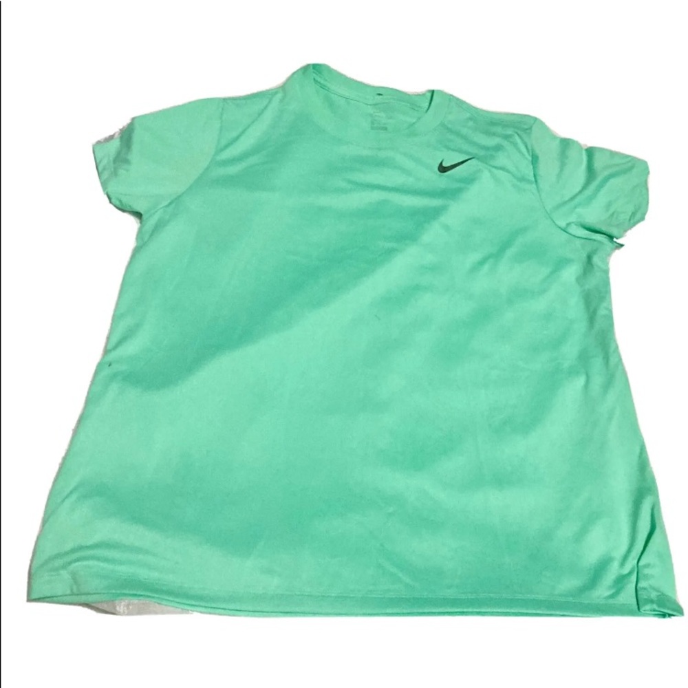 Nike Women’s Dri Fit XXL Shirt